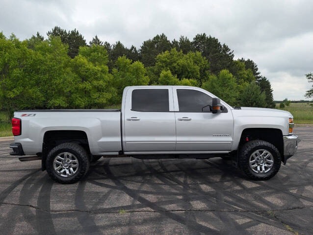 chevrolet silverado 2500hd 2017 1GC1KVEG8HF237281 image chevrolet silverado 2500hd 2017 1GC1KVEG8HF237281 image